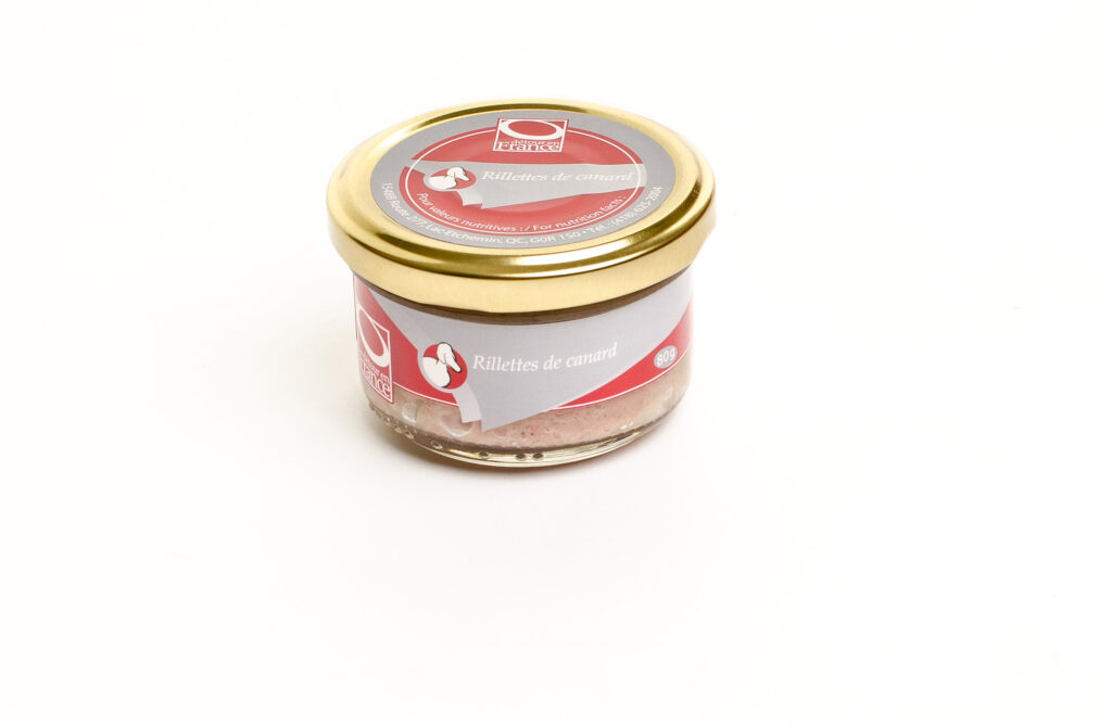 Petit pot de rillettes de canard, verrine, conserve.